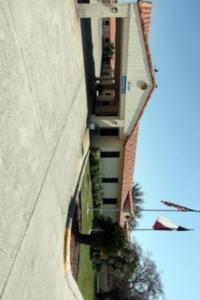 Edinburg Executive Inn Bagian luar foto
