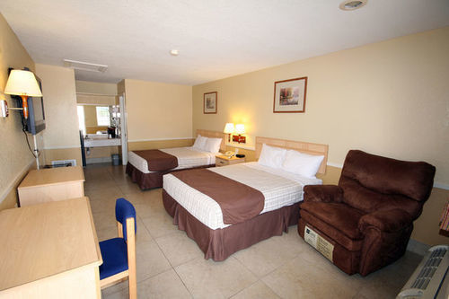 Edinburg Executive Inn Bagian luar foto